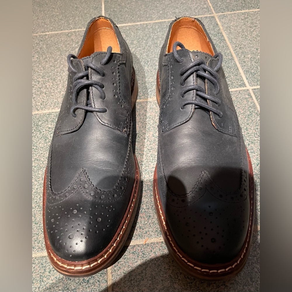 Brand new mens Cole Haan wingtip dress shoes